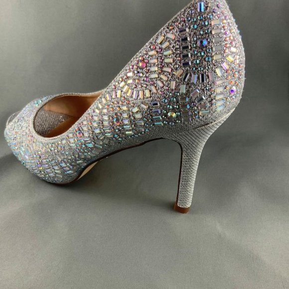 Wedding or Evening wear Heels - Picture 3 of 3